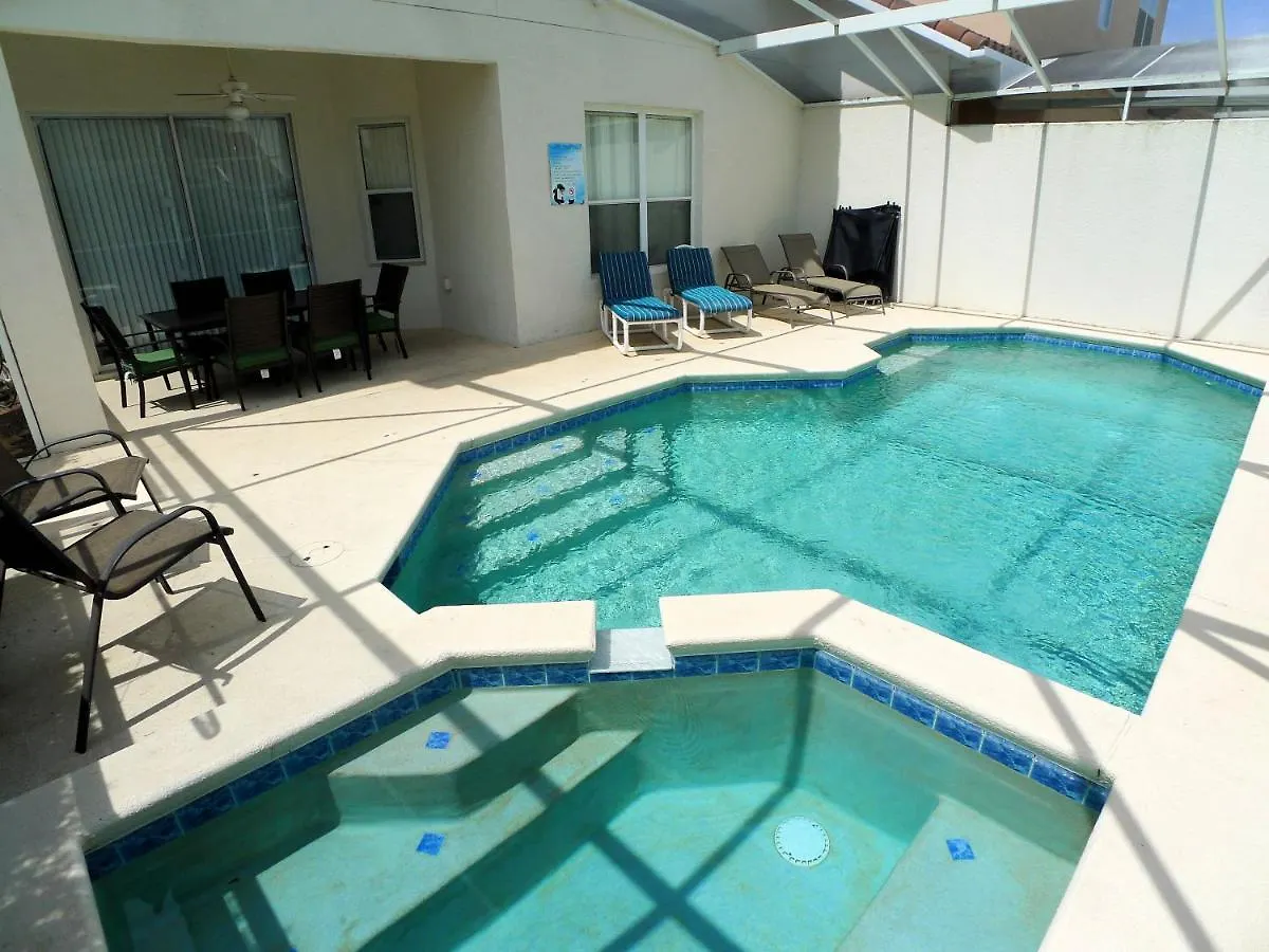 Tuscan Hills Davenport Holiday home